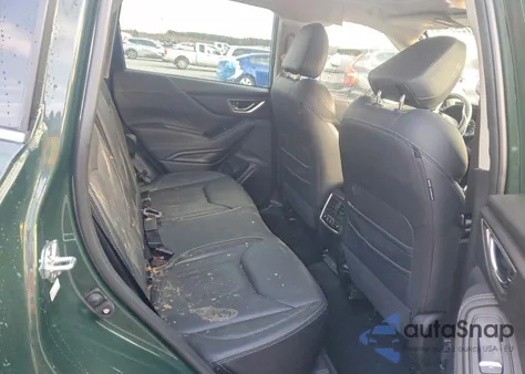 2023 Subaru Forester Touring z USA, uszkodzony, nr VIN JF2SKARC6PH518892